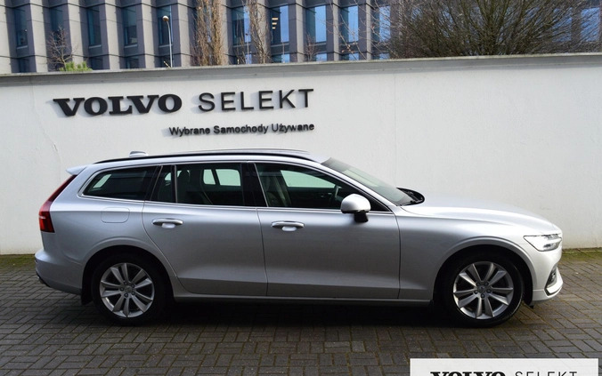 Volvo V60 cena 138800 przebieg: 43206, rok produkcji 2022 z Poznań małe 232